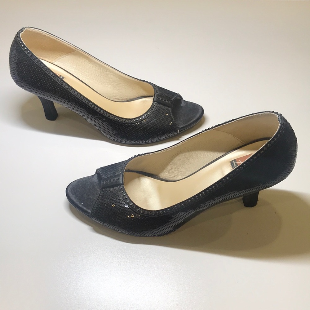 A.S.O. Brand Women’s Heel Size 7- Black Sequin